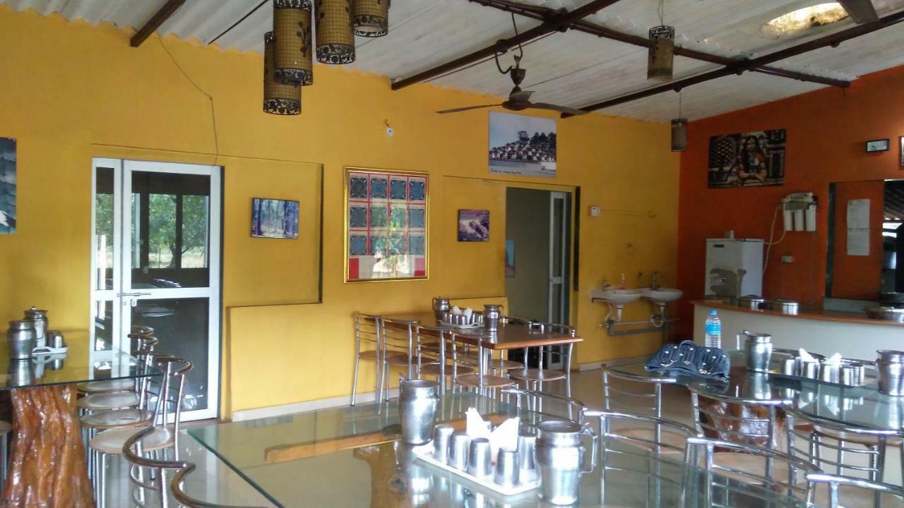 Dirghayu Farms Agri Resort Pvt Ltd Atgaon ภายนอก รูปภาพ